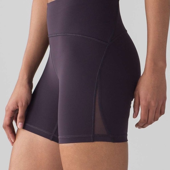 lululemon athletica Pants - Lululemon Train Times Short 6” sz 6